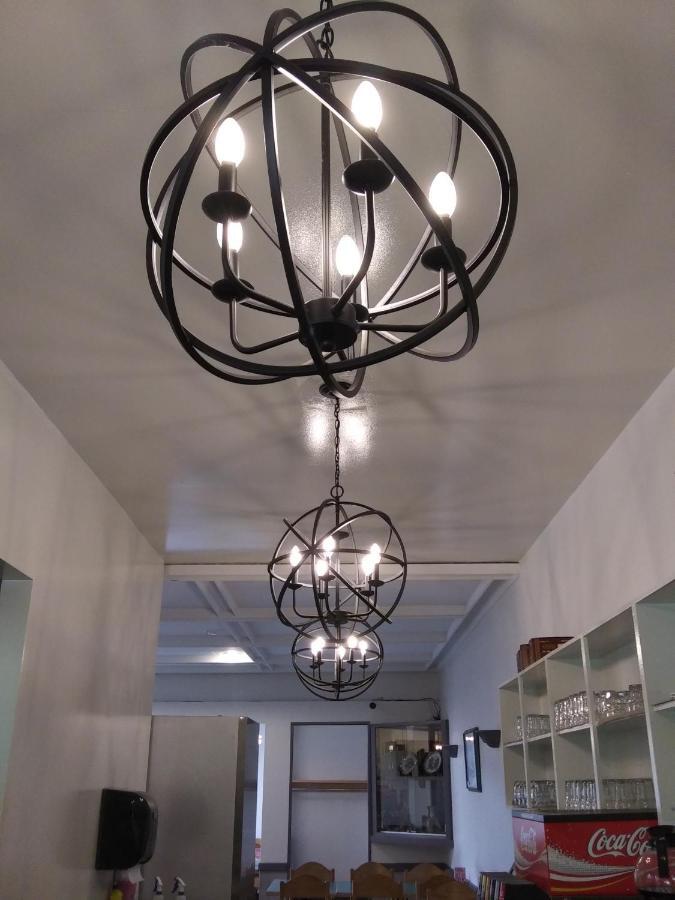 Port McNeill Haida Way Motor Inn מראה חיצוני תמונה